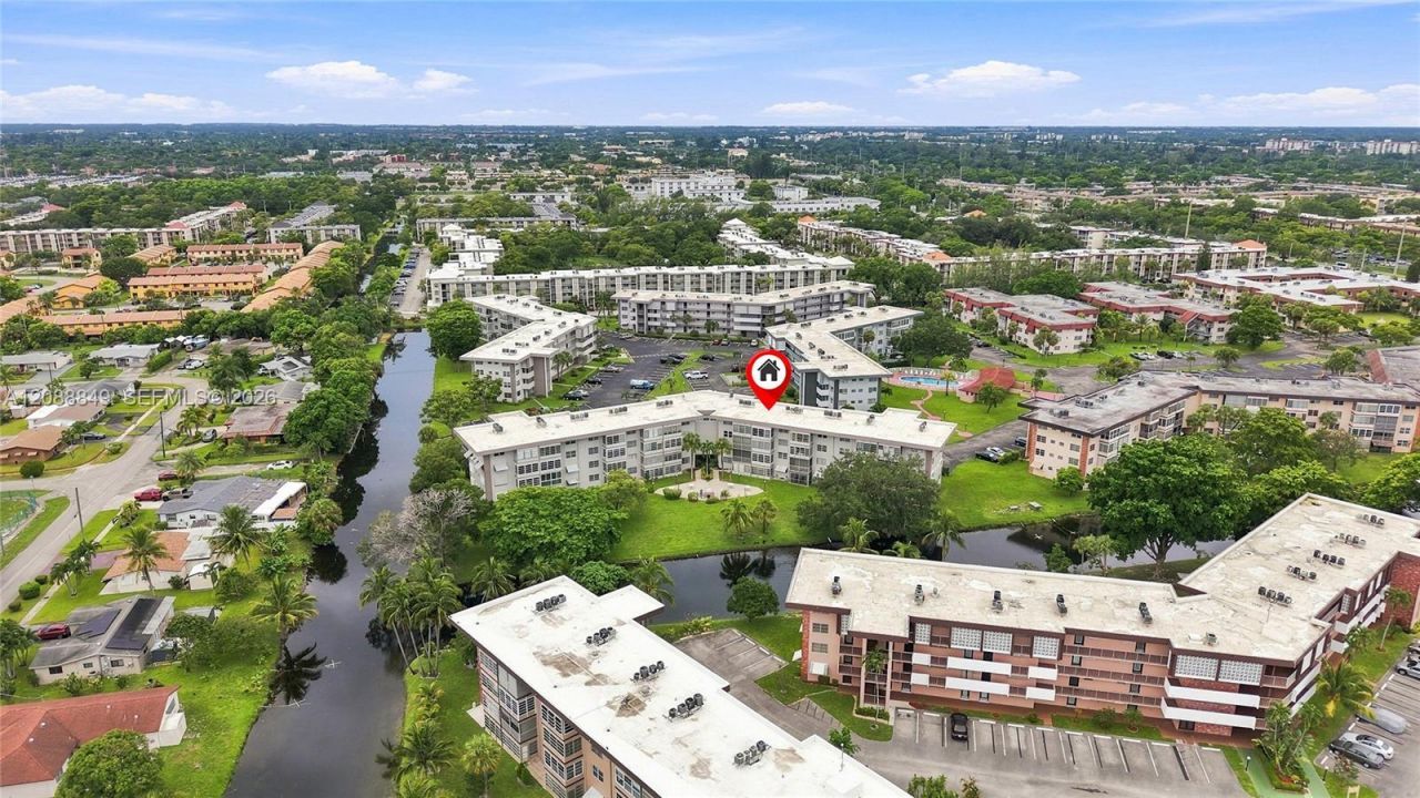 2800 NW 47th Ter, Unit 206B, Lauderdale Lakes, FL 33313 Photo