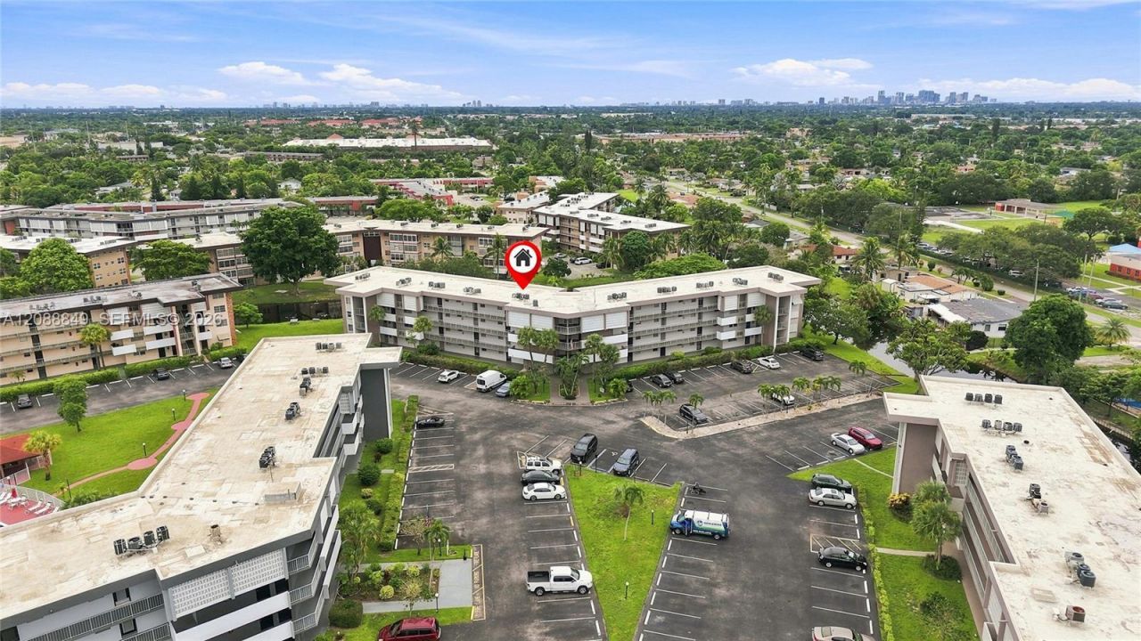 2800 NW 47th Ter, Unit 206B, Lauderdale Lakes, FL 33313 Photo