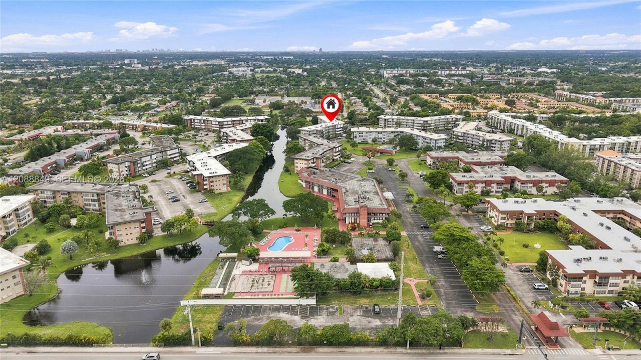 2800 NW 47th Ter, Unit 206B, Lauderdale Lakes, FL 33313 Photo