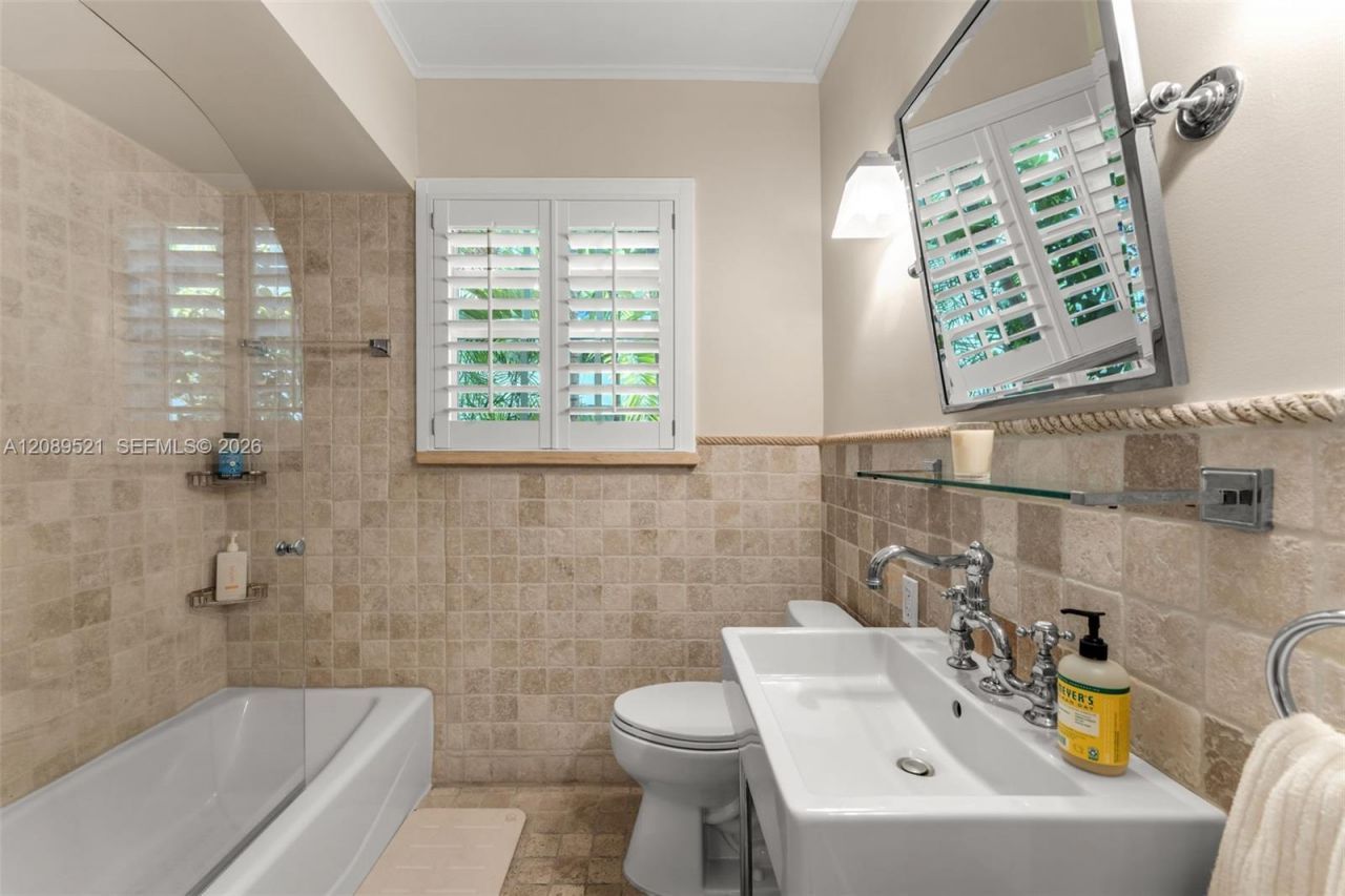 629 Altara Ave, Coral Gables, FL 33146 Photo