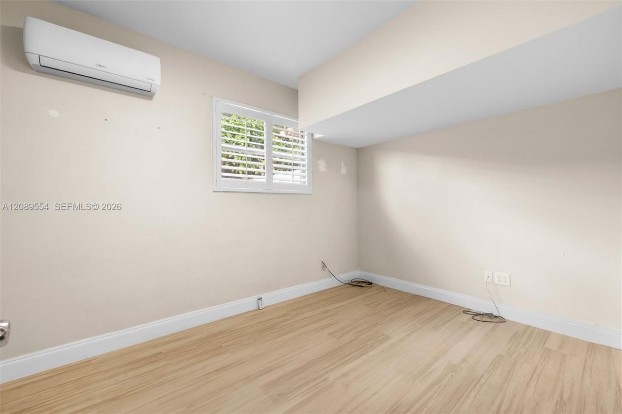 7700 NW 11th Pl, Plantation, FL 33322 Photo