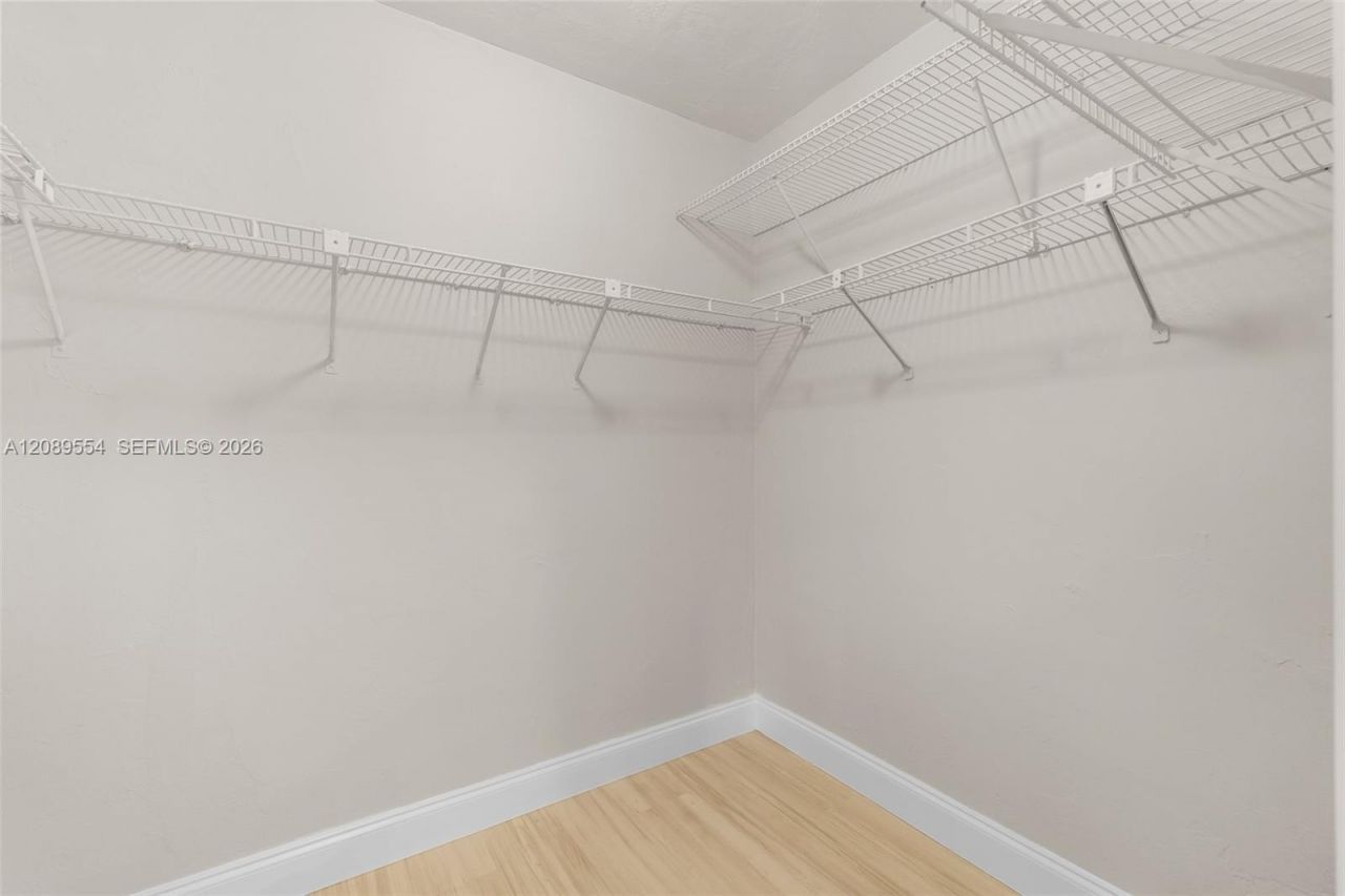 7700 NW 11th Pl, Plantation, FL 33322 Photo