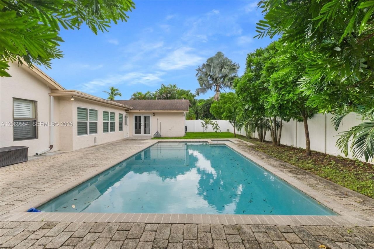 7700 NW 11th Pl, Plantation, FL 33322 Photo