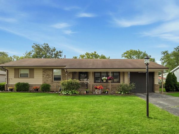 1231 Springdale Lane , Elk Grove Village, IL 60007
