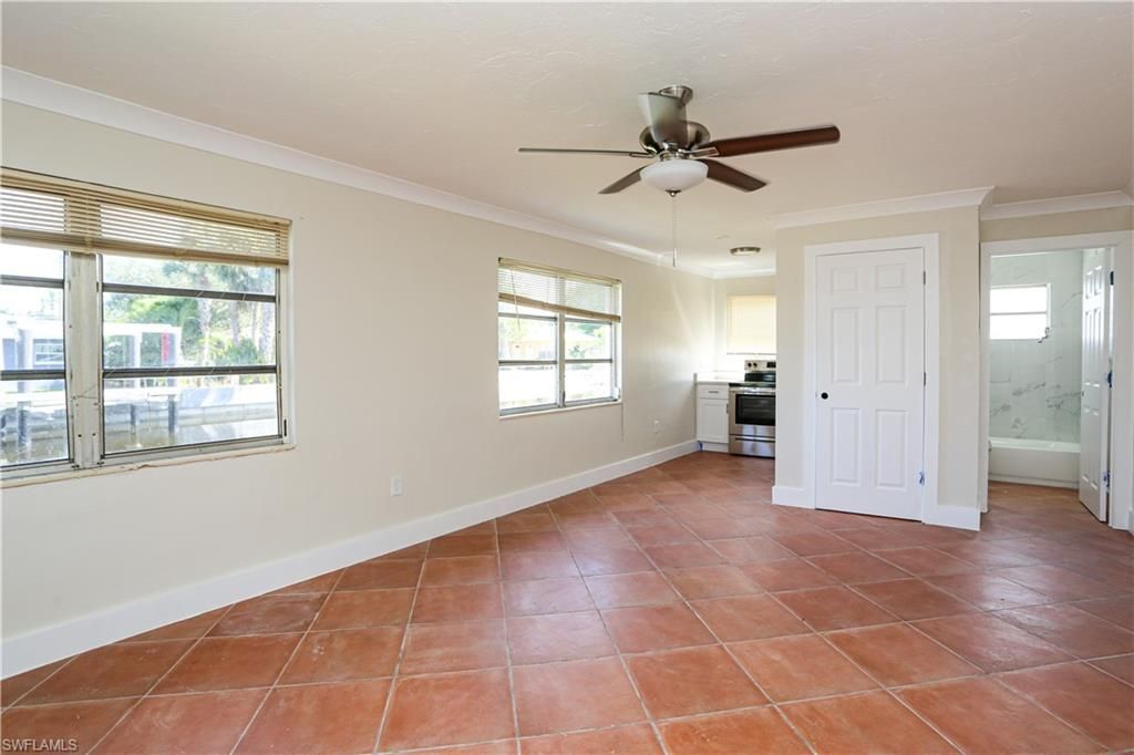 2829 Shoreview Dr , Unit 5, Naples, FL 34112 Photo