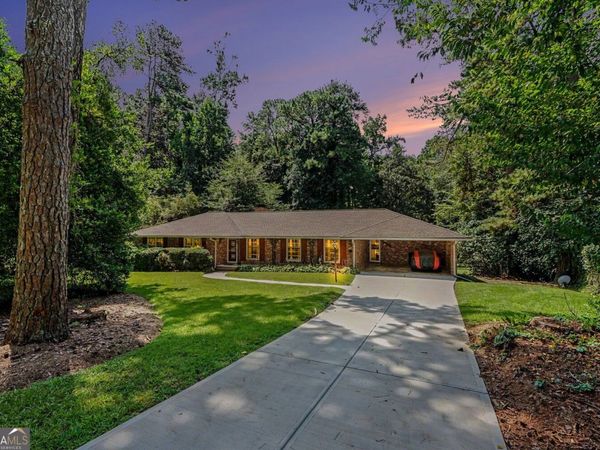 4151 Durham Circle, Stone Mountain, GA 30083