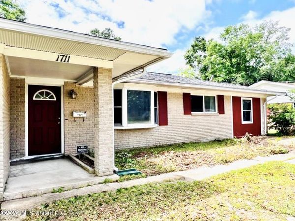 1711 James Madison Drive, Biloxi, MS 39531