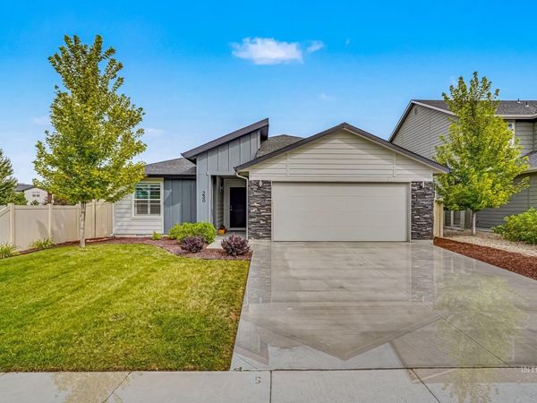 238 S Riggs Spring Ave, Meridian, ID 83642