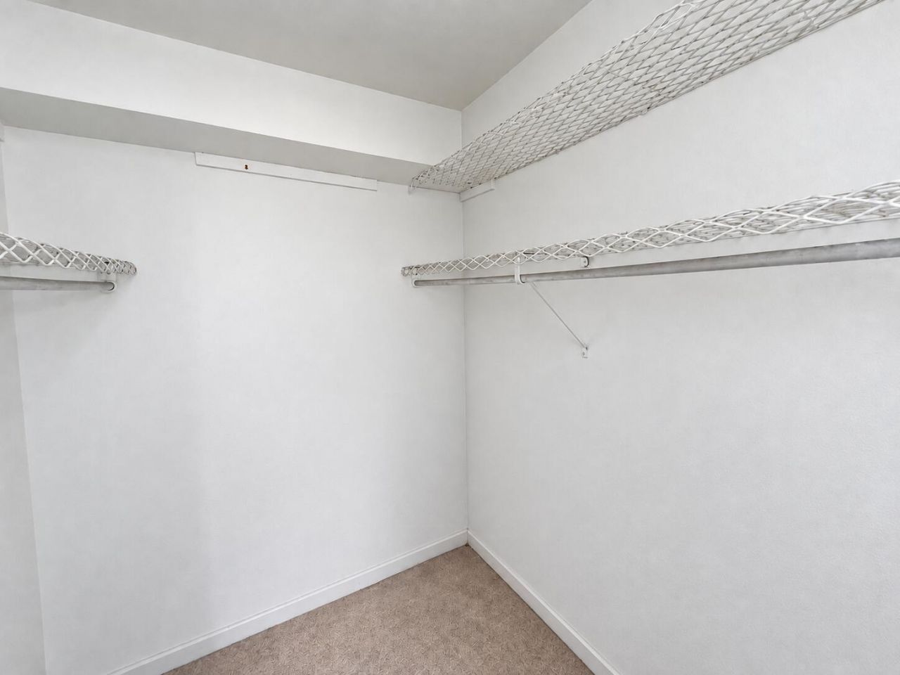 729 Lori Drive, Unit 202, Palm Springs, FL 33461 Photo