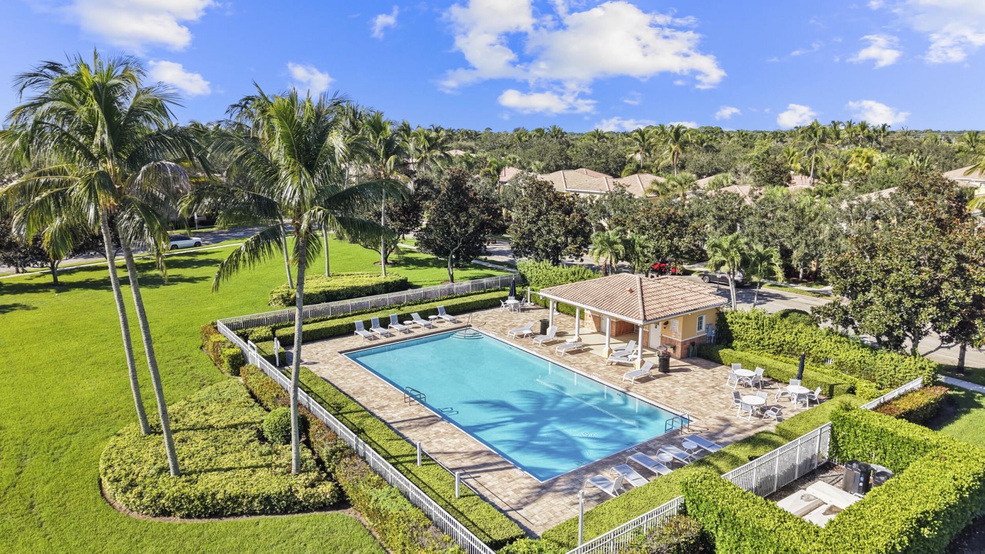 3723 Community Drive, Jupiter, FL 33458 Photo