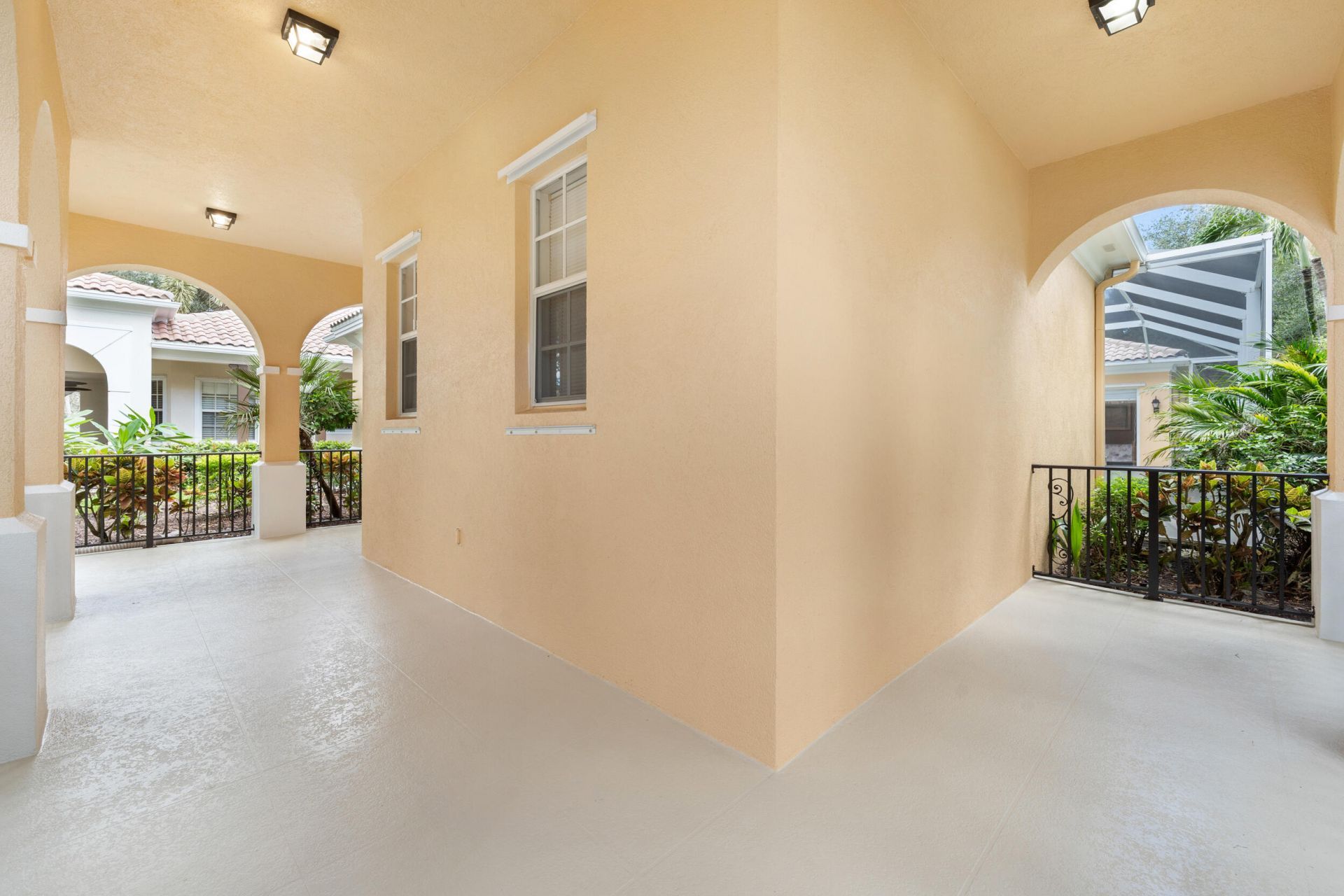 3723 Community Drive, Jupiter, FL 33458 Photo