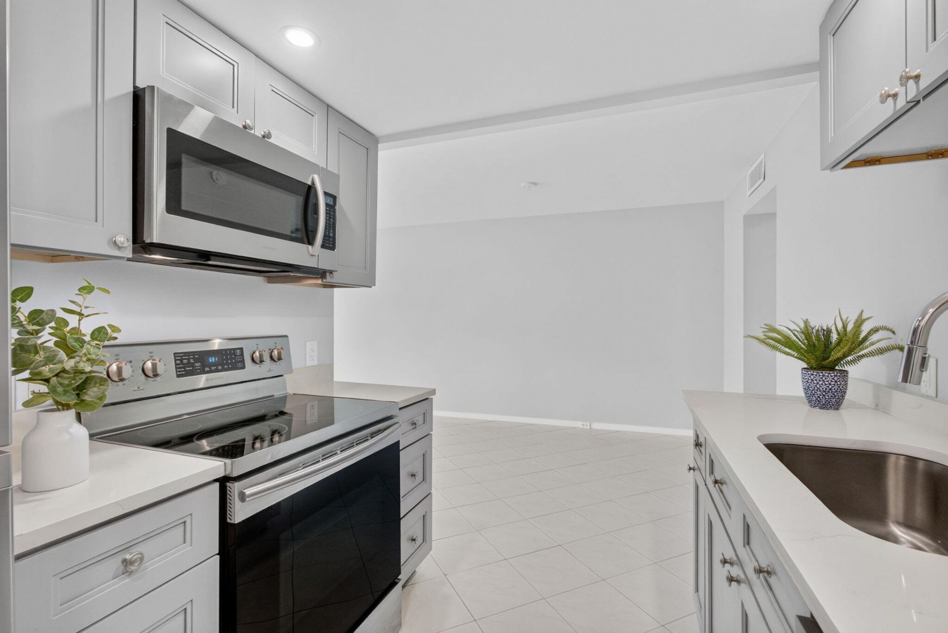 1055 Ainslie D Drive, Boca Raton, FL 33434 Photo