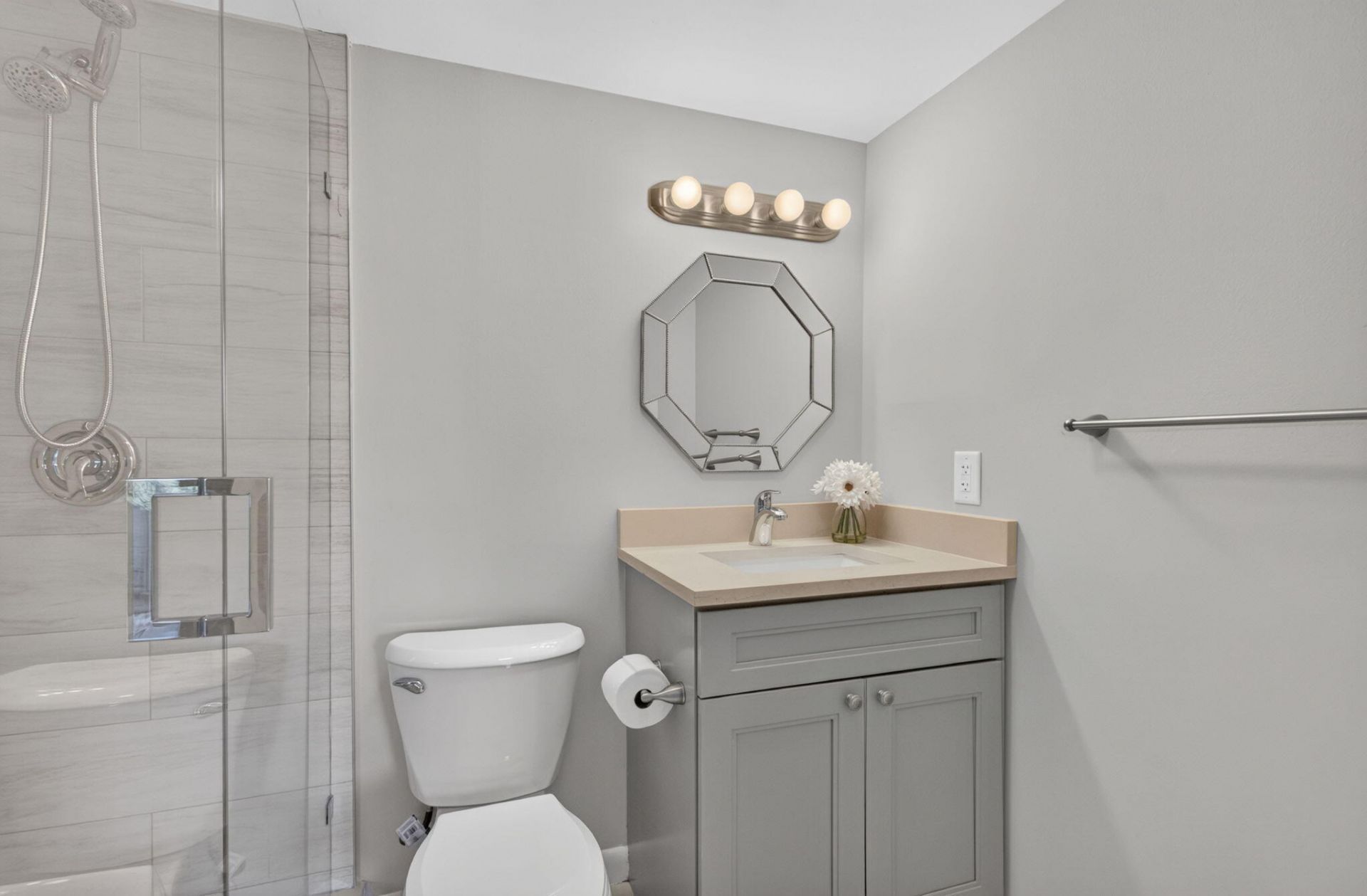 1055 Ainslie D Drive, Boca Raton, FL 33434 Photo