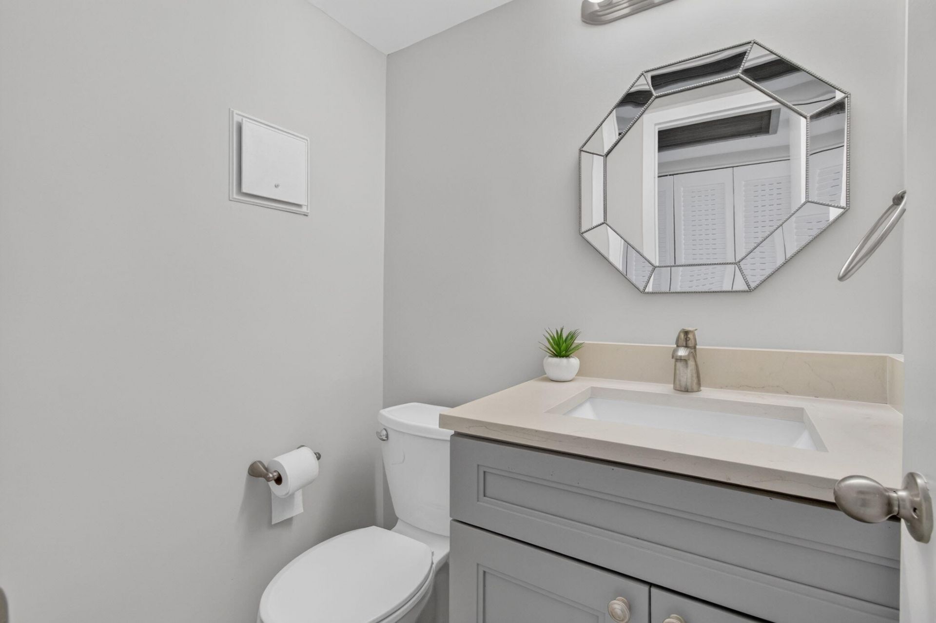 1055 Ainslie D Drive, Boca Raton, FL 33434 Photo