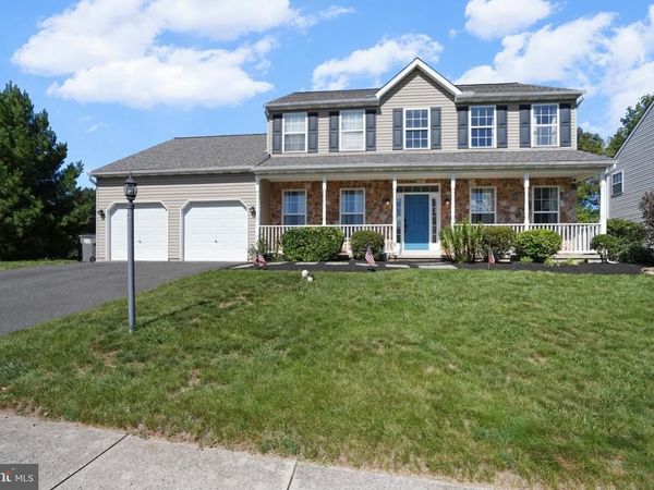 35 PINE TREE DRIVE, ROYERSFORD, PA 19468