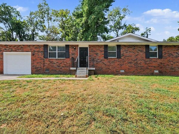 636 Frankfort Dr , Hermitage, TN 37076