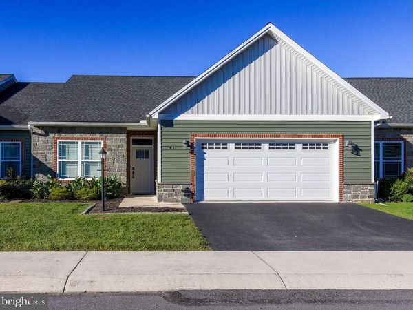 105 CARDINAL DRIVE, SHIPPENSBURG, PA 17257