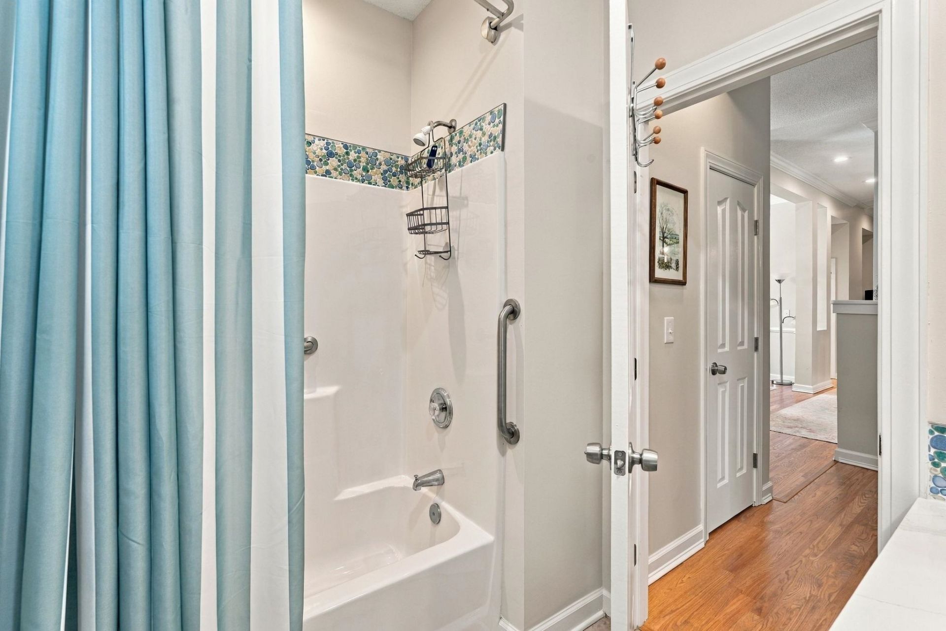1186 N Blackmoor Dr. Photo 27