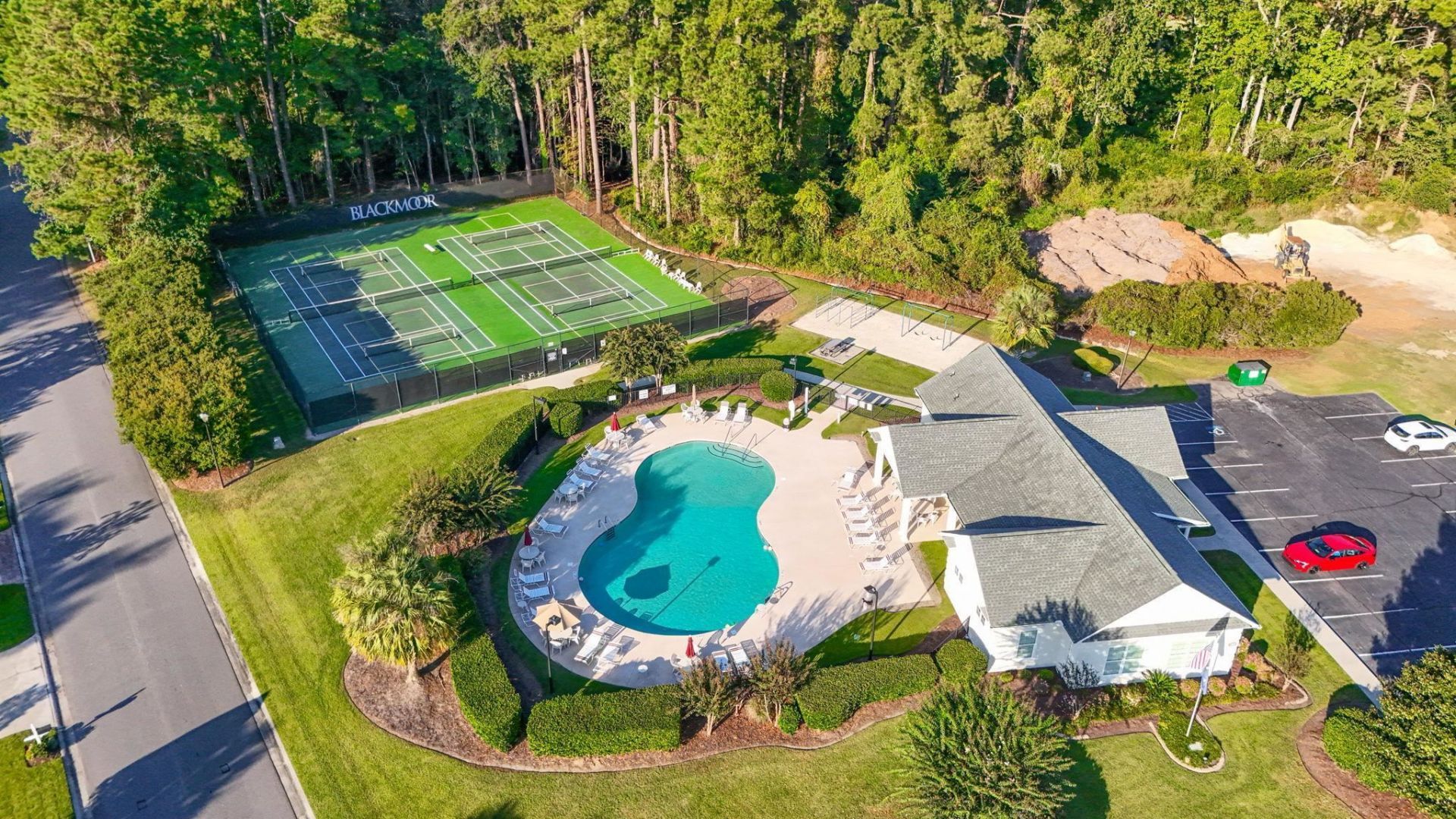 1186 N Blackmoor Dr. Photo 45
