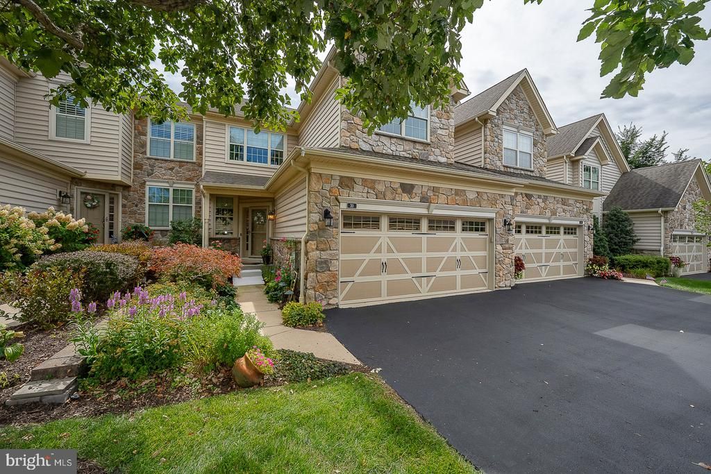 30 TULIP DRIVE, MALVERN, PA 19355