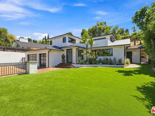 4949 Bilmoor Avenue, Tarzana, CA 91356