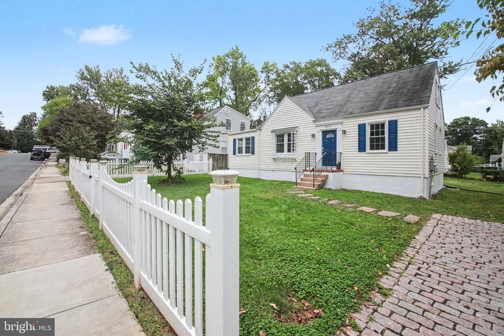 4013 Poplar Street, Fairfax, VA 22030 Main Photo