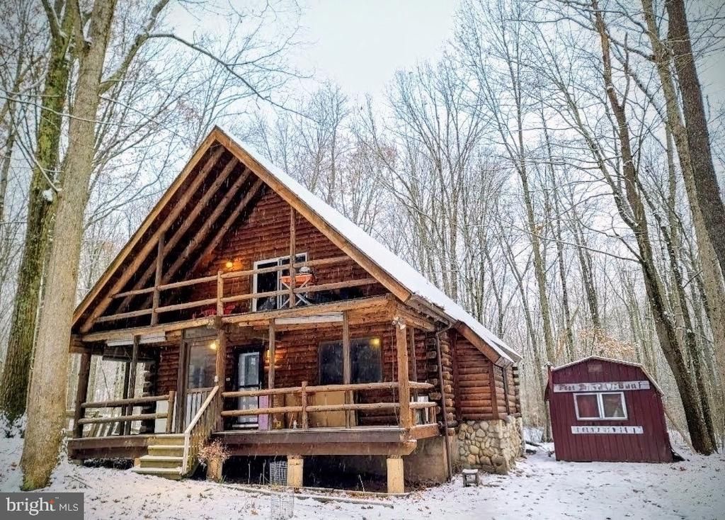 20 HOLIDAY DRIVE, WHITE HAVEN, PA 18661