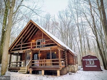 20 HOLIDAY DRIVE, WHITE HAVEN, PA 18661