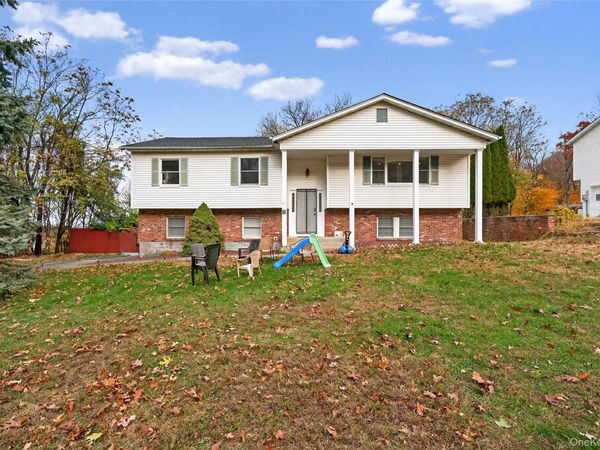 11 Pennsylvania Avenue , Monroe, NY 10950