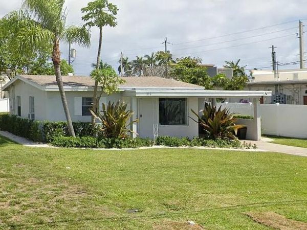489 JEFFERY Street, Boca Raton, FL 33487
