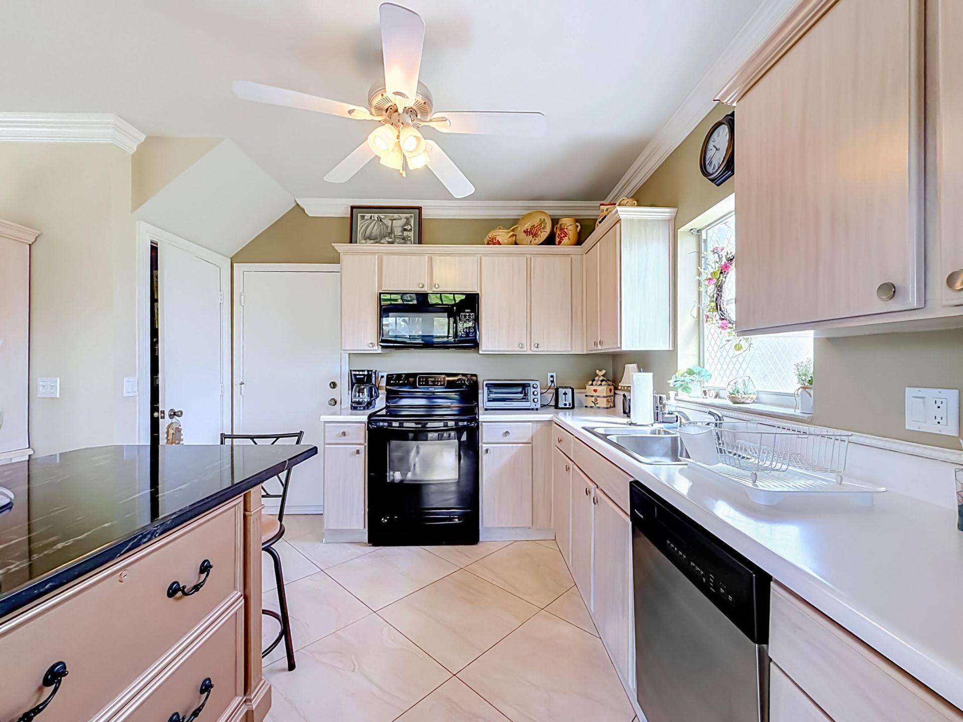 13 Swallow Drive, Boynton Beach, FL 33436 Photo