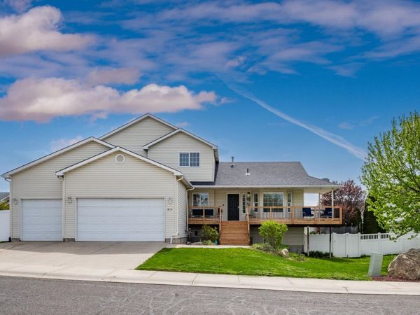 814 E Justin Ave, Medical Lake, WA 99022