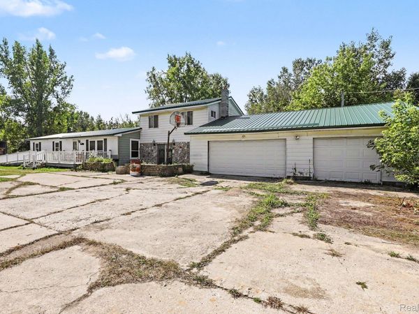 3540 Lee Hill Road , Dayton Township, Mi 48744