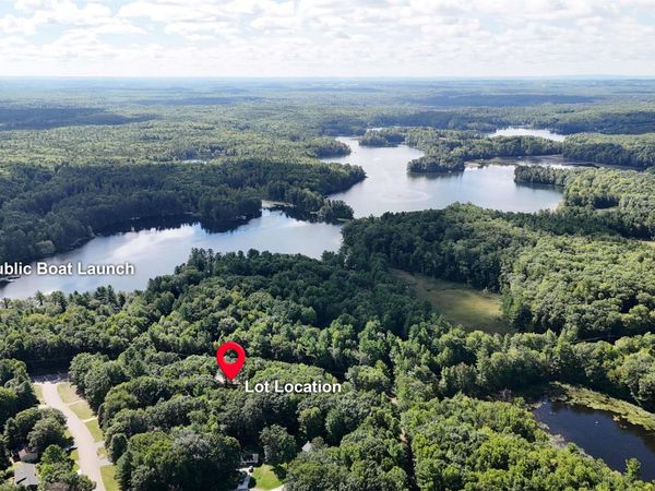 2999 Arbutus Lake Road N, Traverse City, MI 49696