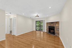 405 Harbison Boulevard photo 4
