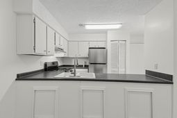 405 Harbison Boulevard photo 4