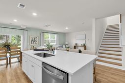 801 Castle Hill Drive photo 4