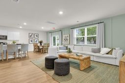 801 Castle Hill Drive photo 4