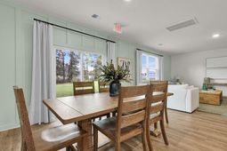 801 Castle Hill Drive photo 4