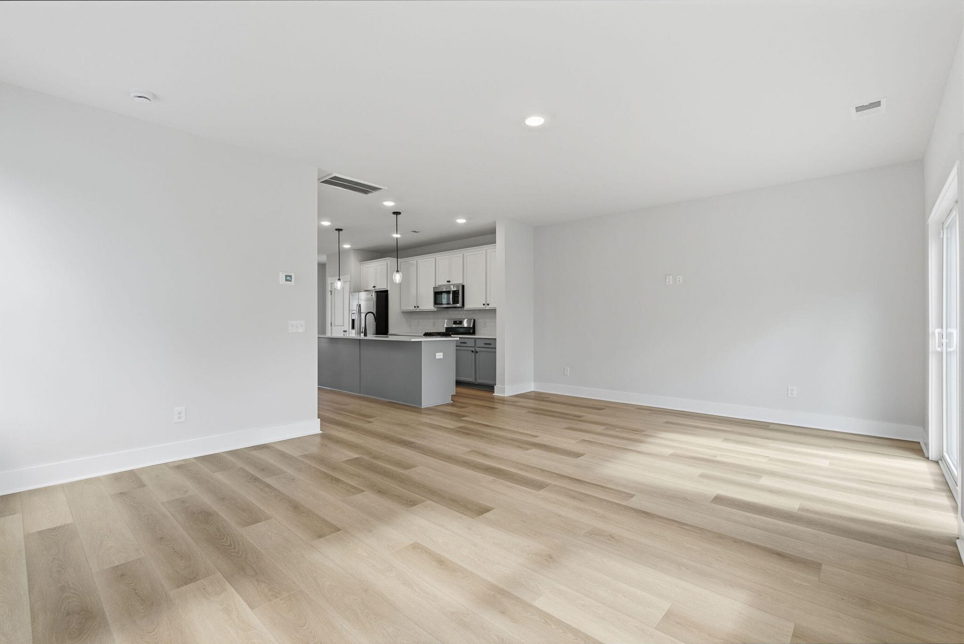 1013 Pettiford Place Photo 23