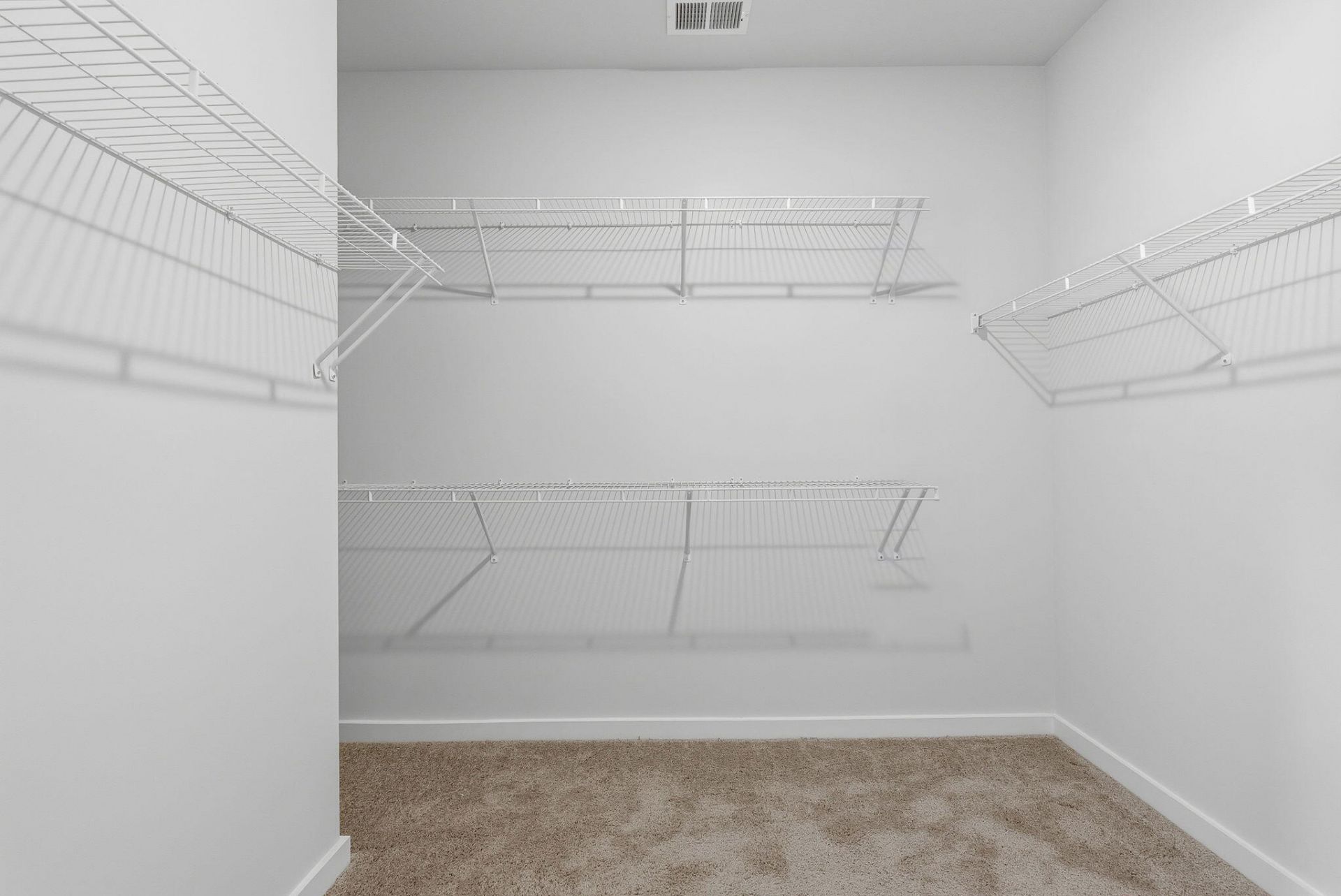1013 Pettiford Place Photo 28