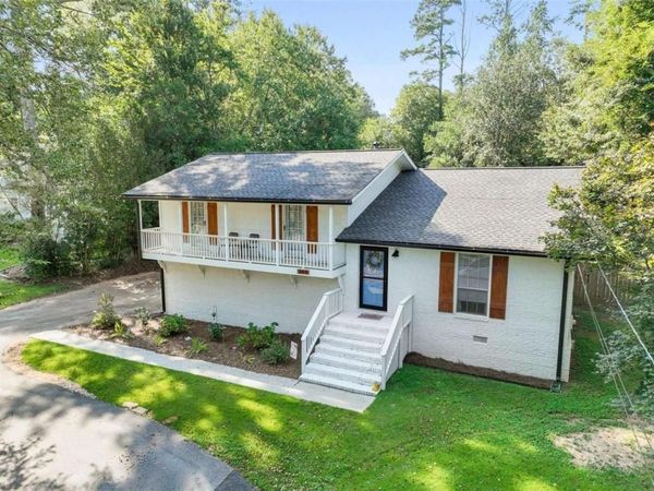 309 Burke Circle , Mcdonough, GA 30253