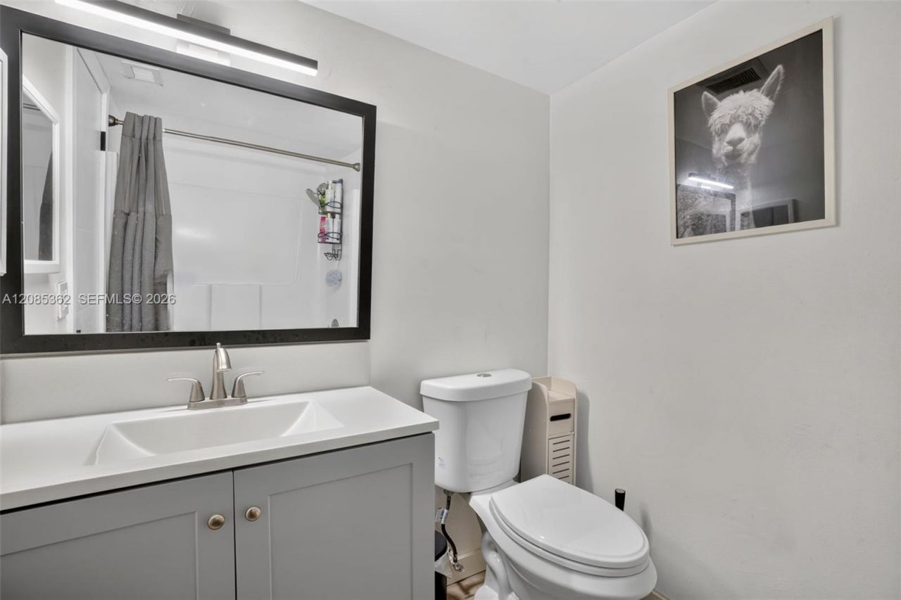 9735 Fontainebleau Blvd, Unit G303, Miami, FL 33172 Photo
