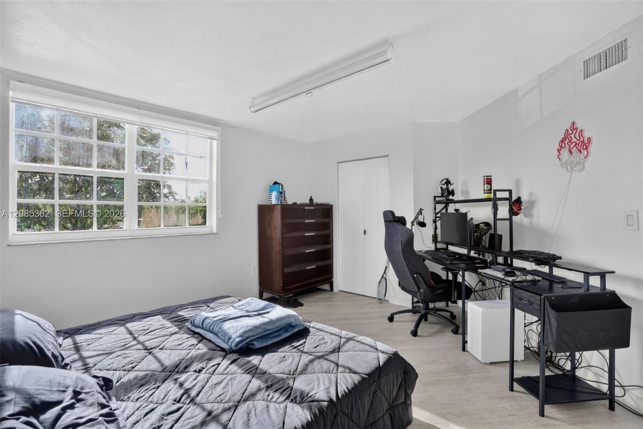 9735 Fontainebleau Blvd, Unit G303, Miami, FL 33172 Photo