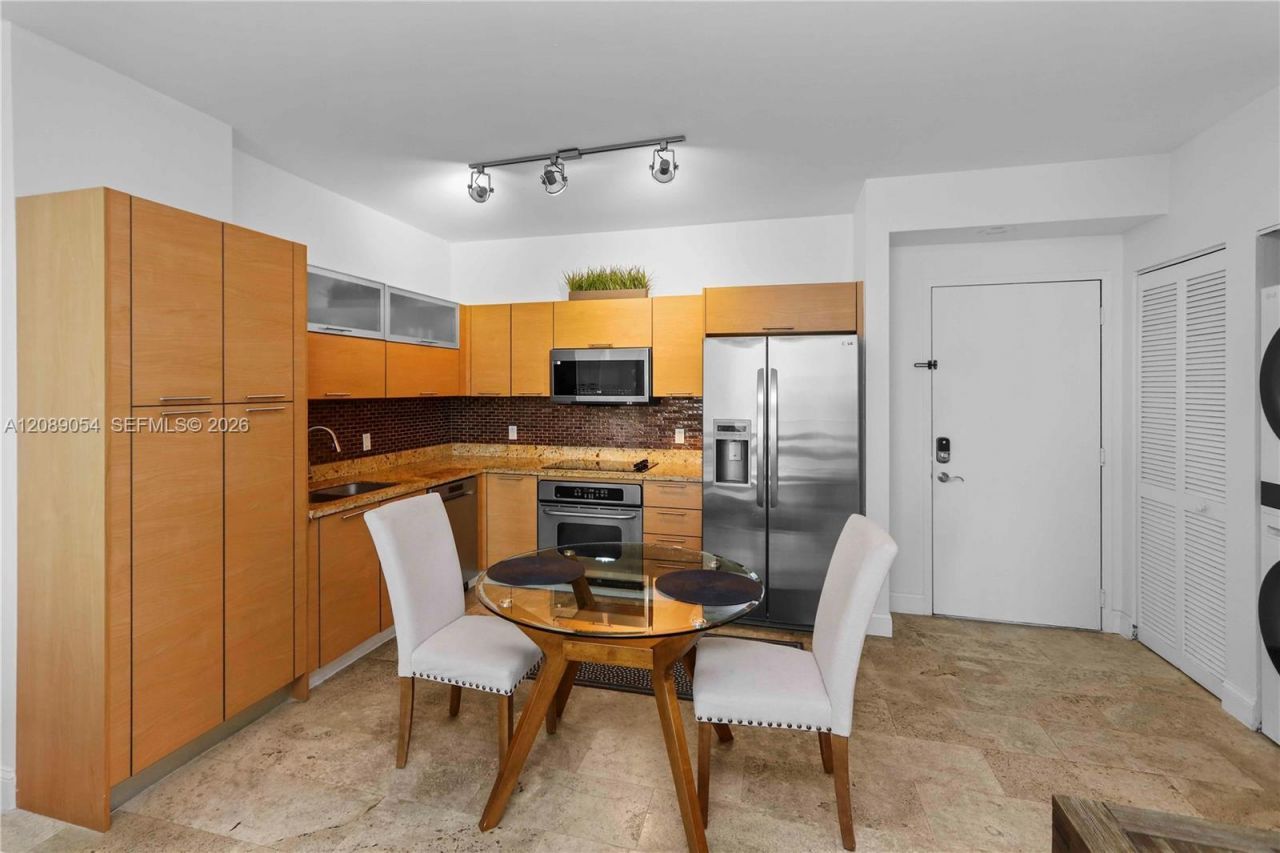 3180 SW 22nd Ter, Unit 604, Miami, FL 33145 Photo