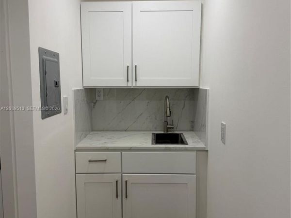 54XX NW 173, Unit 1, Miami, FL 33055