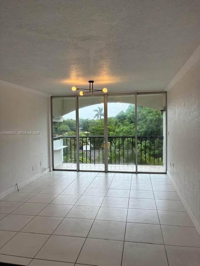 2160 SW 16th Ave , Unit 421, Miami, FL 33145 Photo