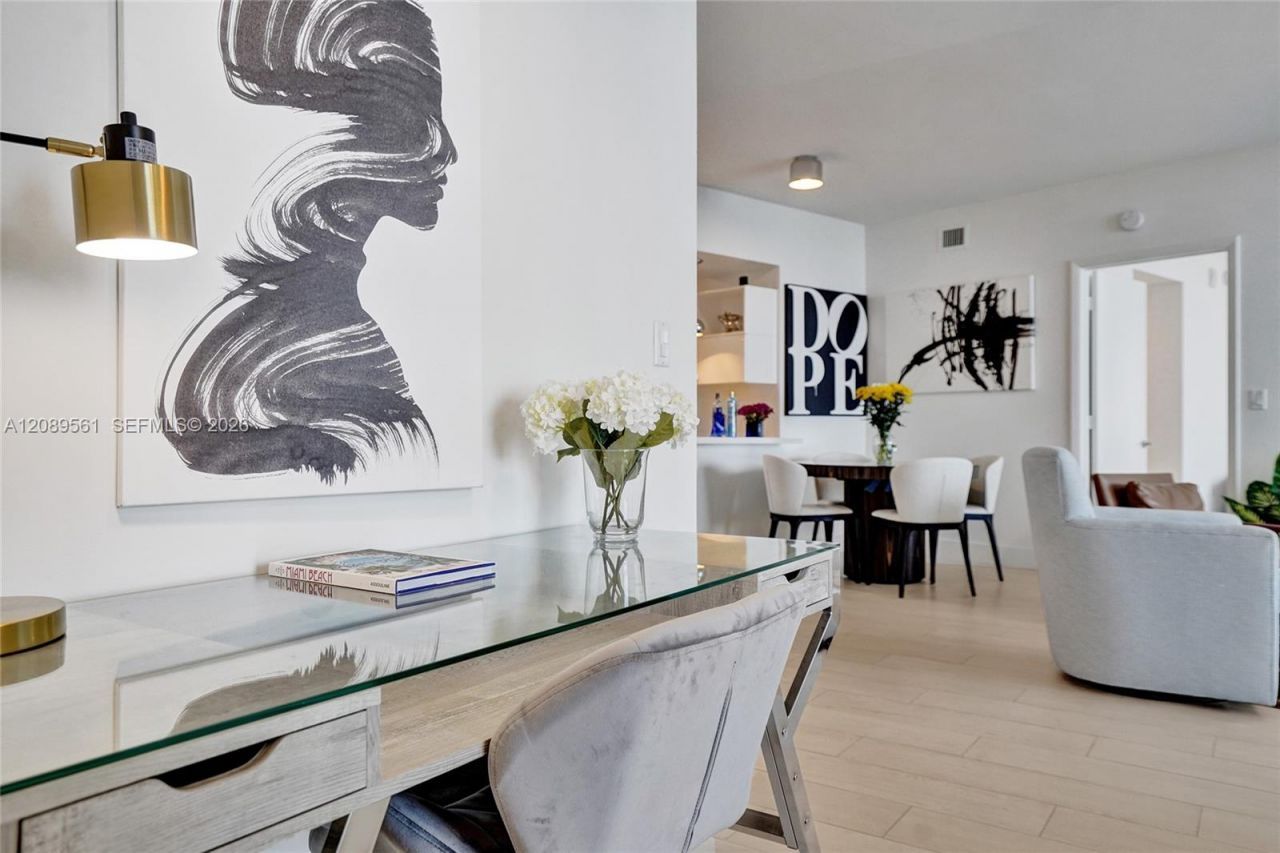 400 Alton Rd, Unit 1505, Miami Beach, FL 33139 Photo