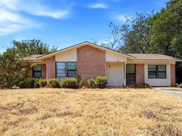 3805 Titan Trail , Denton, TX 76209