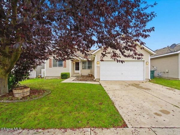 843 N Bainbridge ST , Post Falls, ID 83854